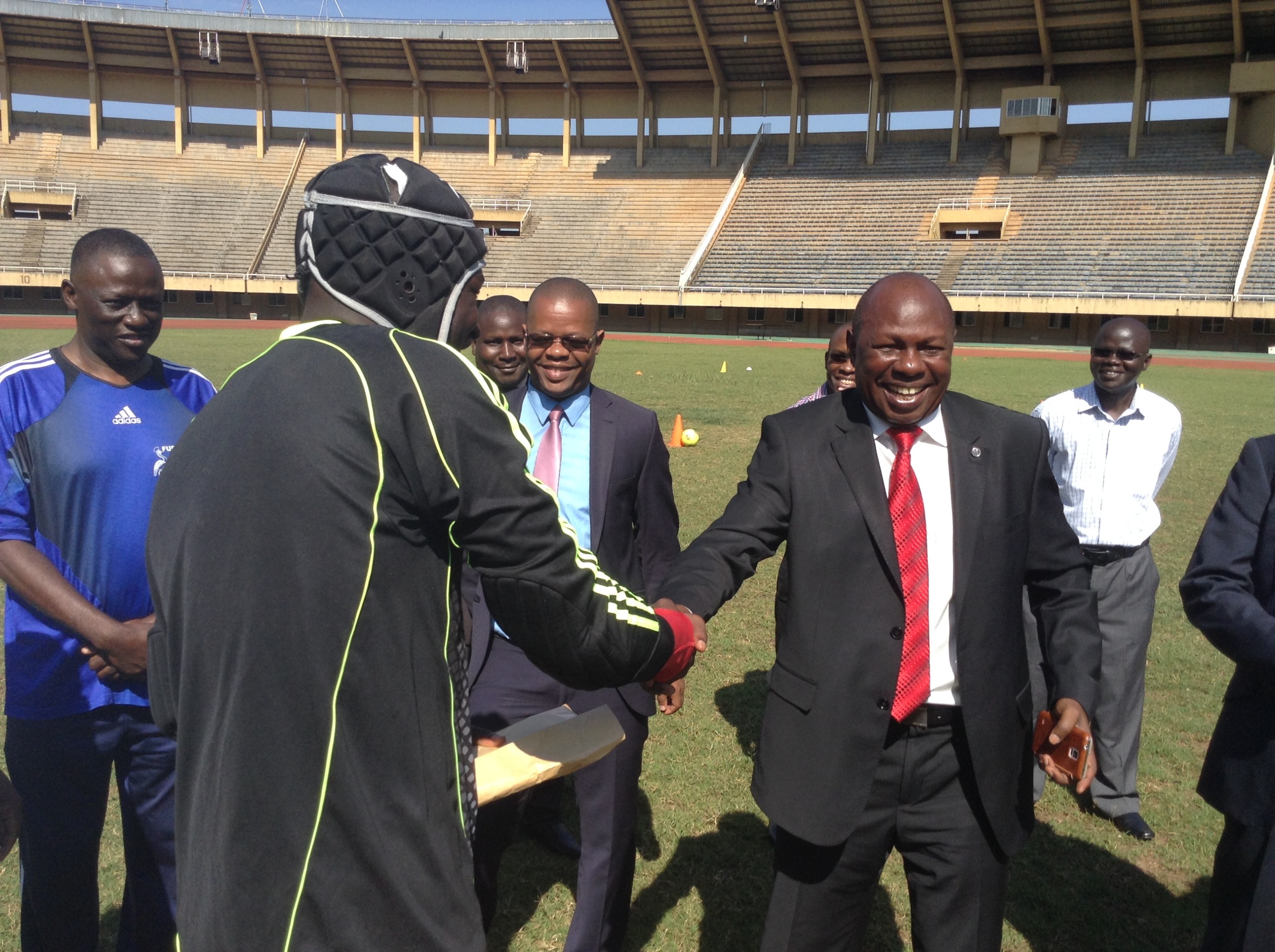 Bakkabulindi  gives Cranes Shs 10M