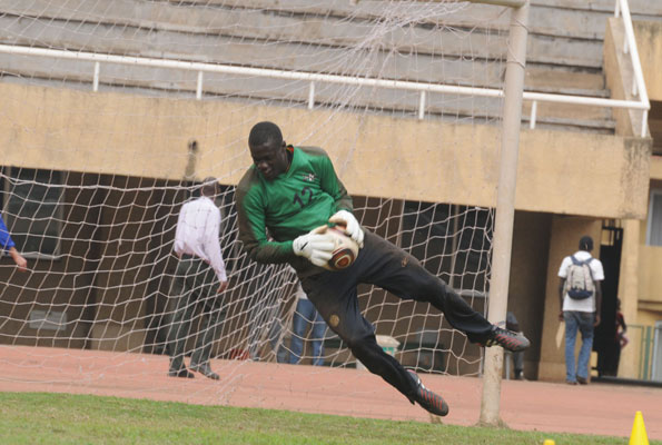 AFCON 2014 Qualifiers : Goalie Odongkara, Isinde join Cranes Camp