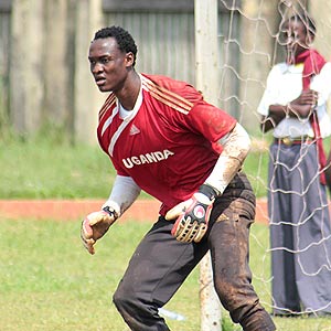 Uganda Cranes players join hands in support of Dhaira