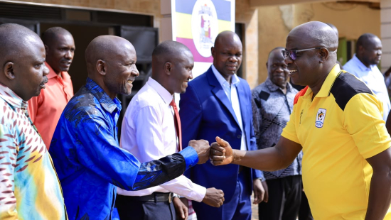 Relations: FUFA Exco Member Rogers Mulindwa donates 50 Zakayo balls to Bugwe Kingdom